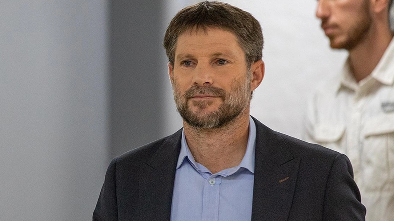 ইসরায়েলের মন্ত্রিসভায় ভাঙনের সুর, অর্থমন্ত্রীর পদত্যাগ